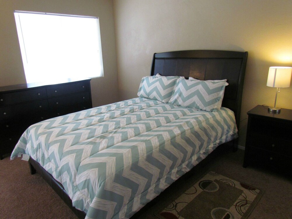 1 Bedroom, Townhouse - Room