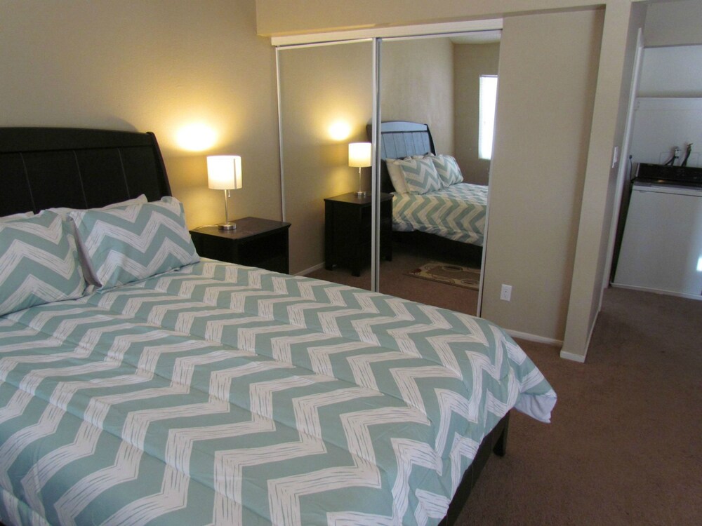 1 Bedroom, Townhouse - Room