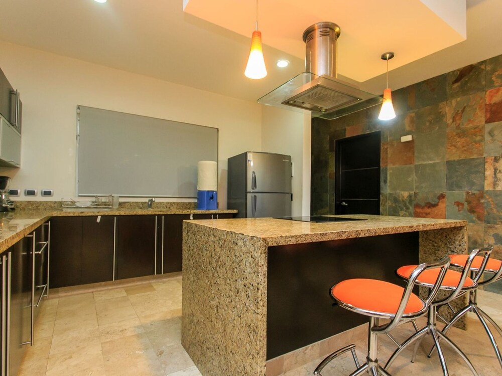 객실 내 주방 (아파트, 침실 2개, 욕조, 시내 전망 (Mamitas 1102 - 2 Bedrooms & Terrace))