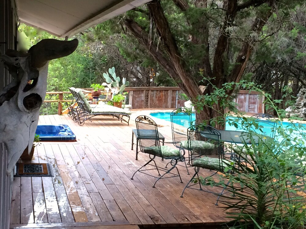 Courtyard View