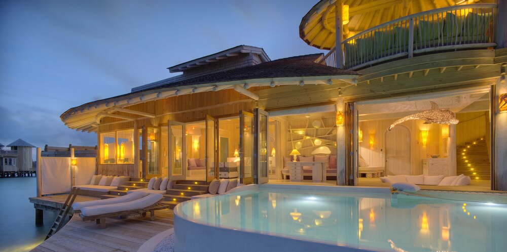Private Pool