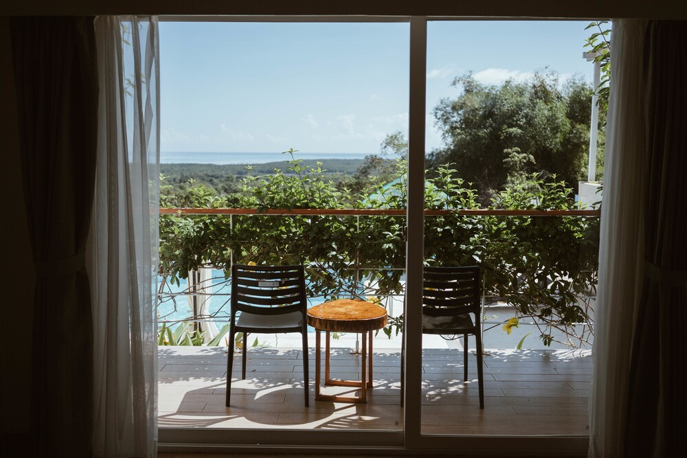 Beach/Ocean View
