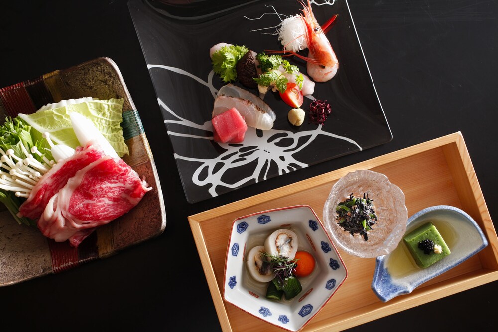 餐飲