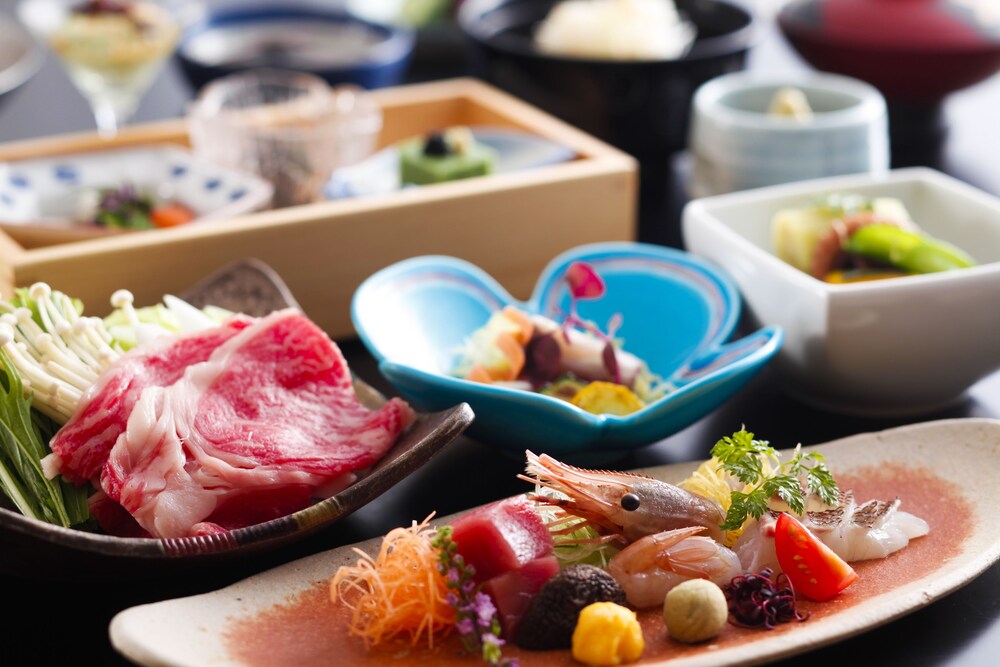 餐飲