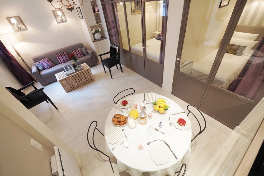 Saint Germain Elegant suite - Guestroom