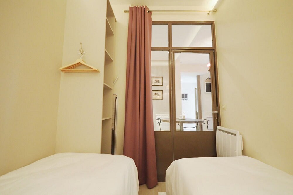 Saint Germain Elegant suite - Guestroom