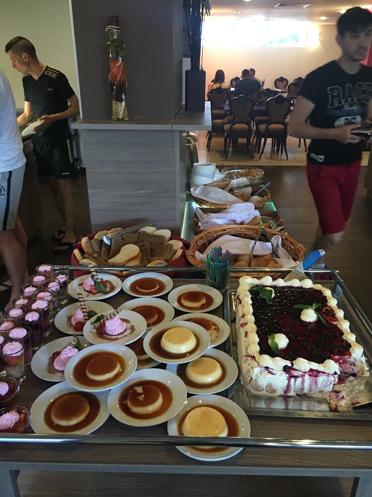 푸드 코트