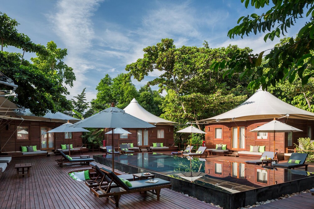 객실 (Tented Villa)