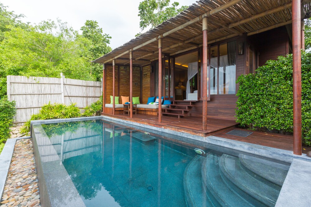 객실 전망 (Beachfront Pool Villa)