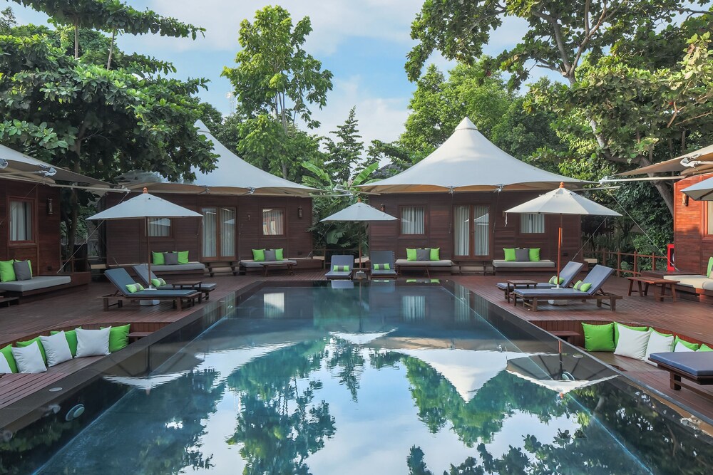 객실 (Tented Villa)