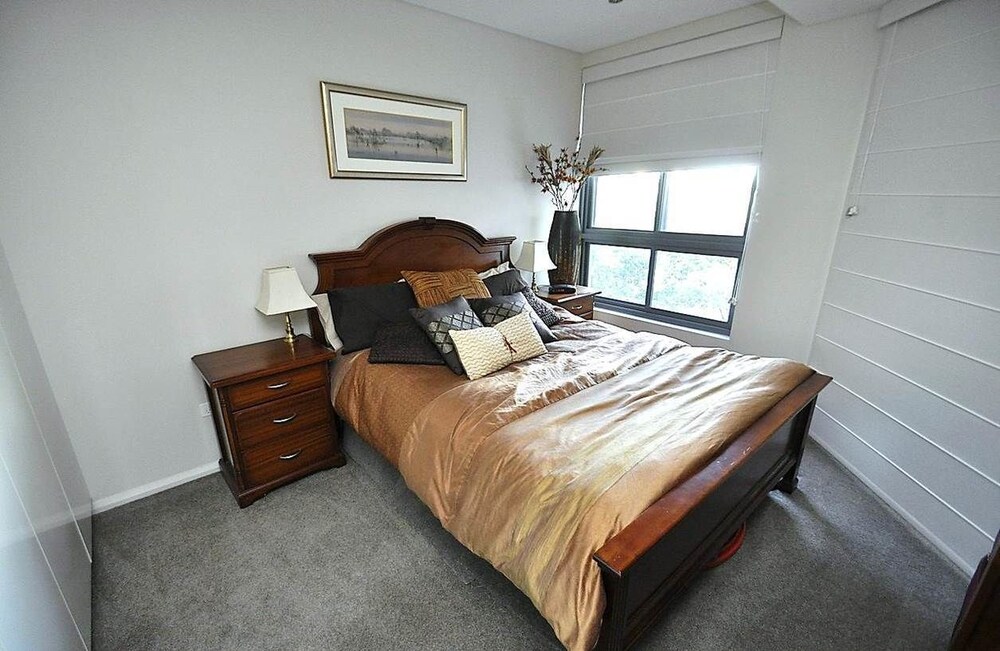 XNorth Sydney 16 Wal Furnished Apartment, 2 Bedrooms - Room
