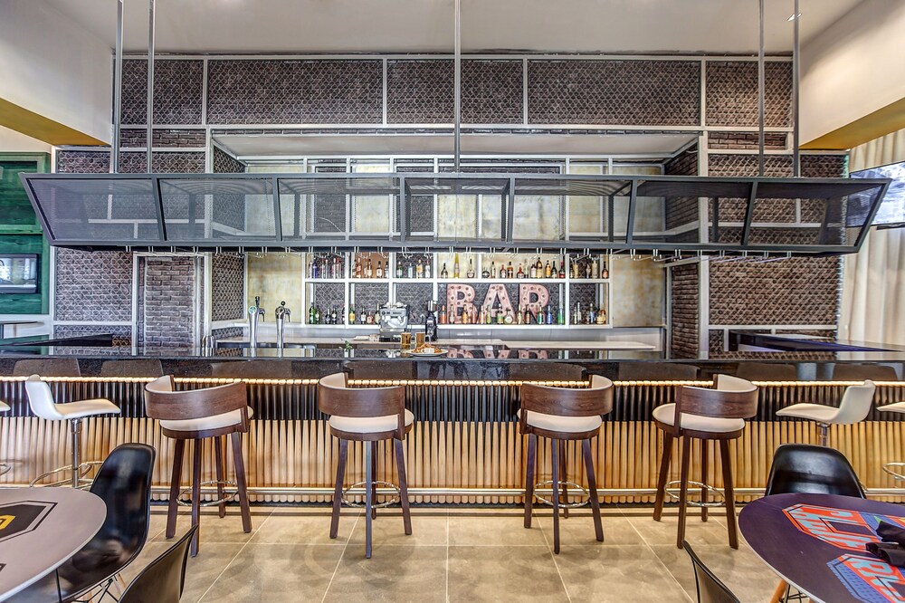 Sports Bar