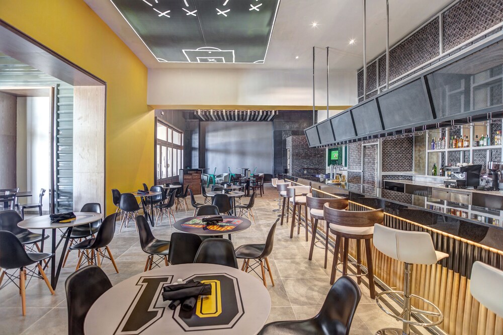 Sports Bar