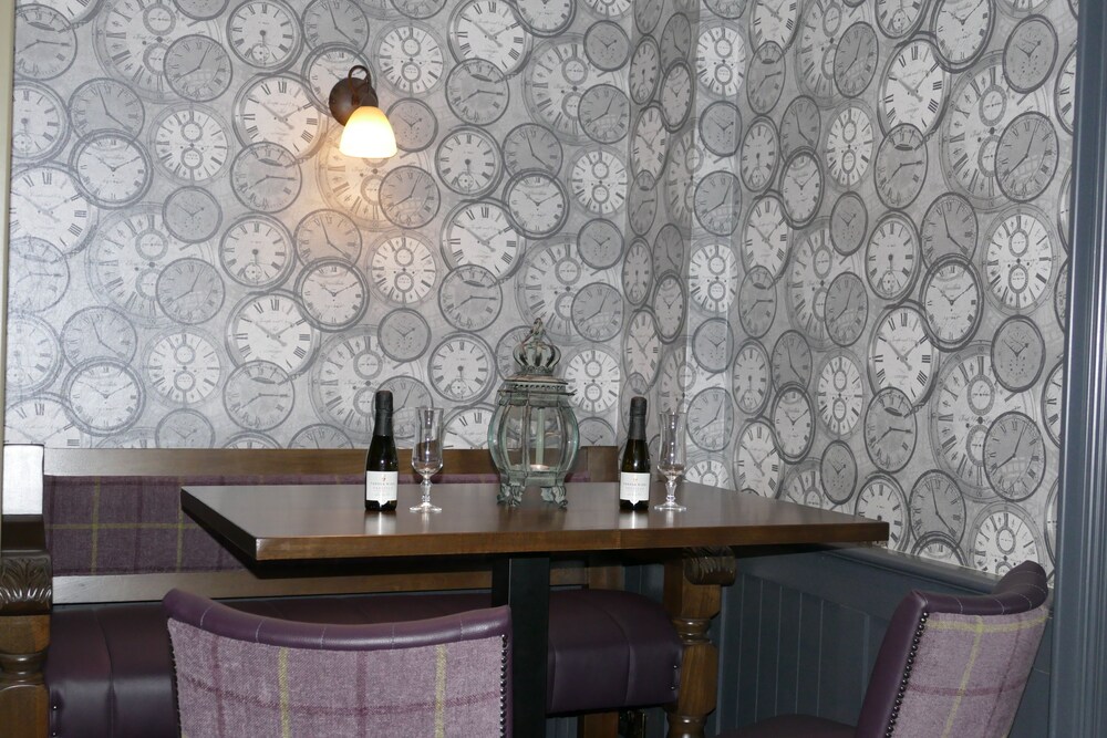Hotel Bar