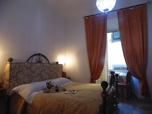 객실 (아파트 (Location: via Santa Elisabetta 3))