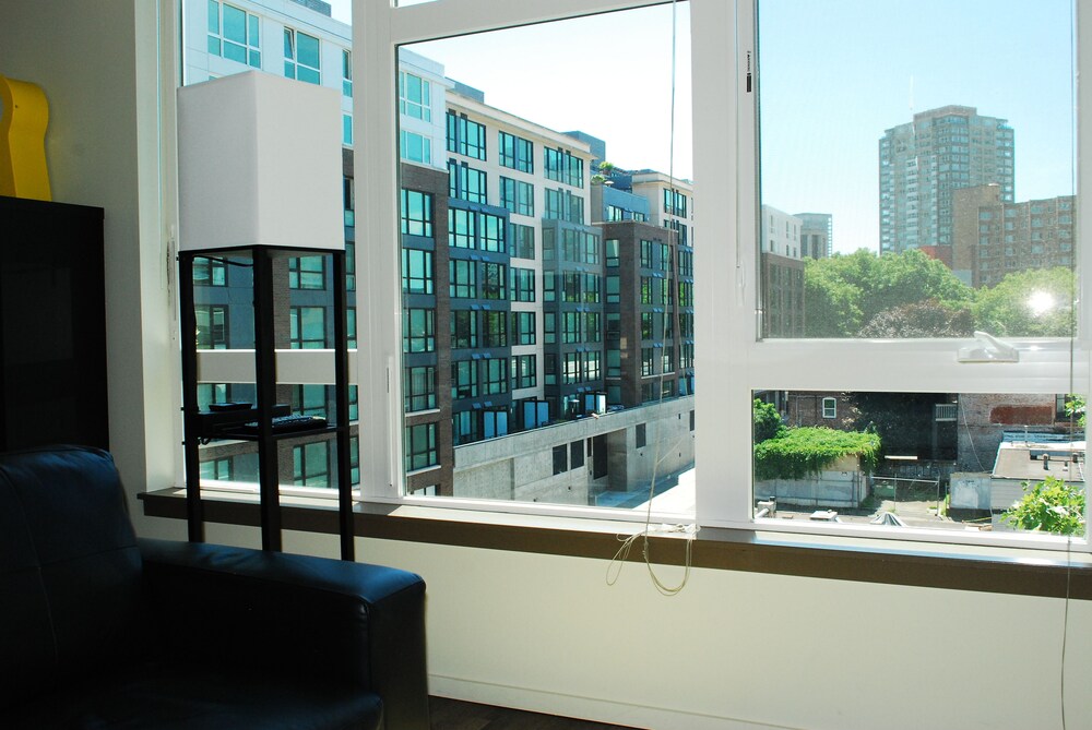Studio - Guestroom View