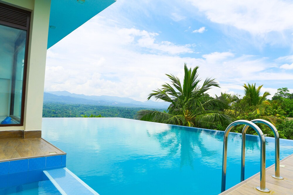 Rooftop Pool
