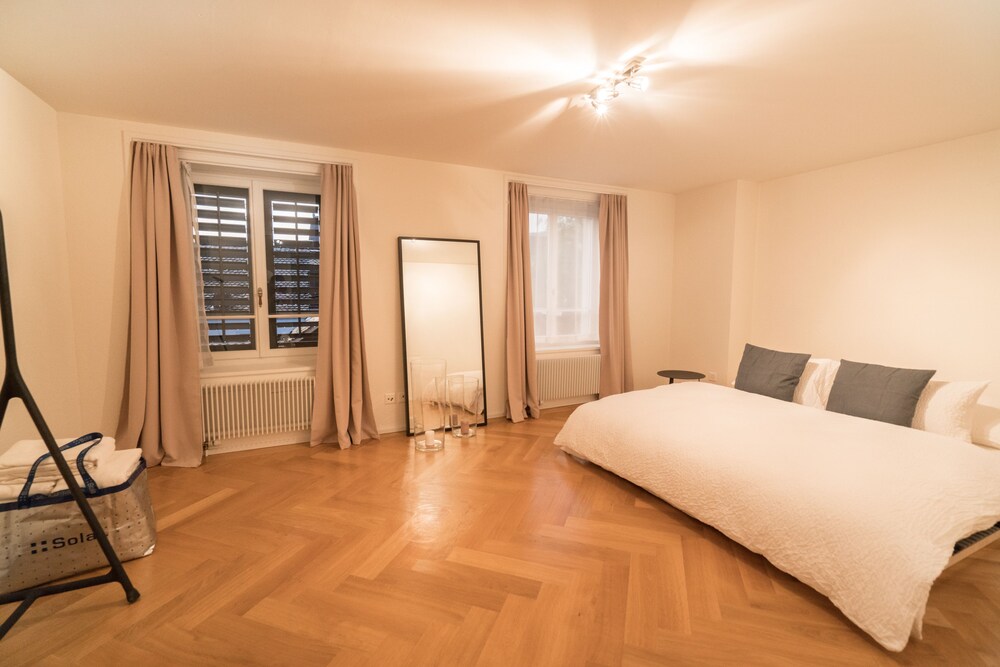 Camera (Appartamento, 2 camere da letto (+35CHF service charge p.p.p.n.))