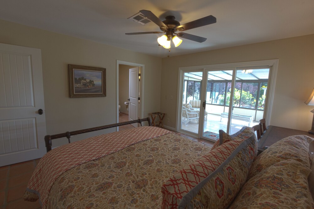 House, 4 Bedrooms - Room