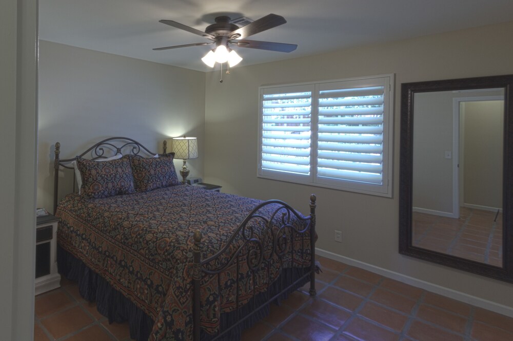 House, 4 Bedrooms - Room