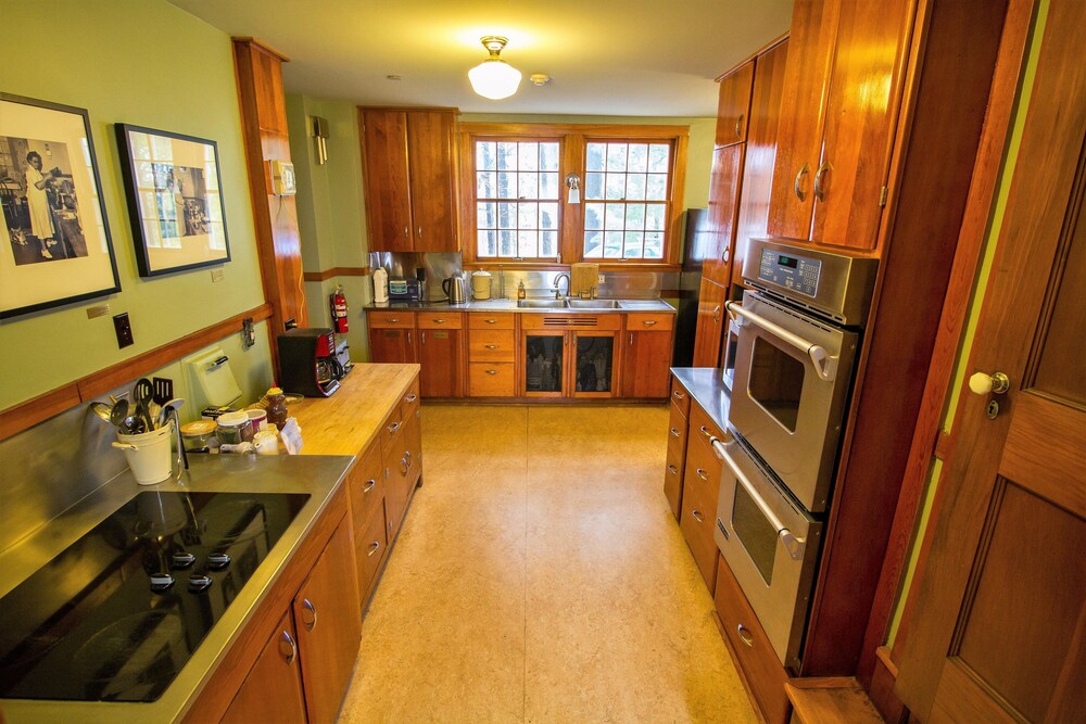 In-Room Kitchen