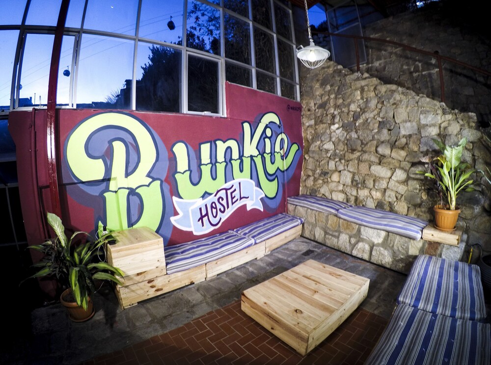 Snack Bar