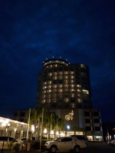 โรงแรมริเวอร์ ซิตี้