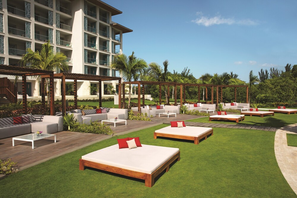 Sundeck