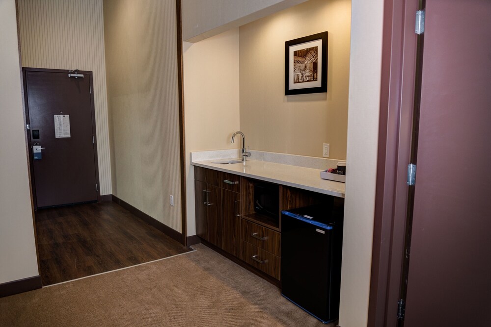 In-Room Kitchenette