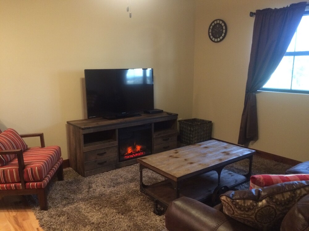 Wohnzimmer (Comfort-Suite, 1 Queen-Bett und Schlafsofa, Bergblick)