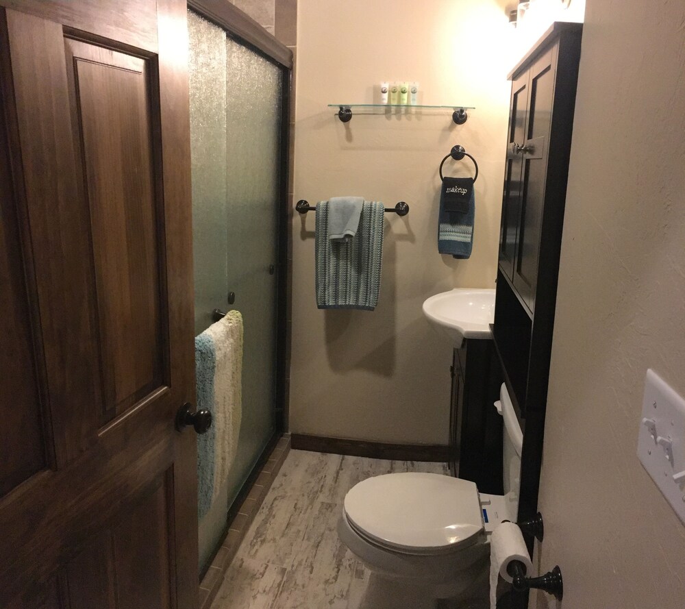 Badezimmerausstattung (Exclusive-Suite, 1 Schlafzimmer, Seeblick, Seeseite)
