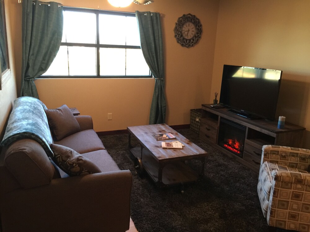 Wohnbereich (Traditional Condo, 1 Queen Bed with Sofa bed, Non Smoking (Mountain View))