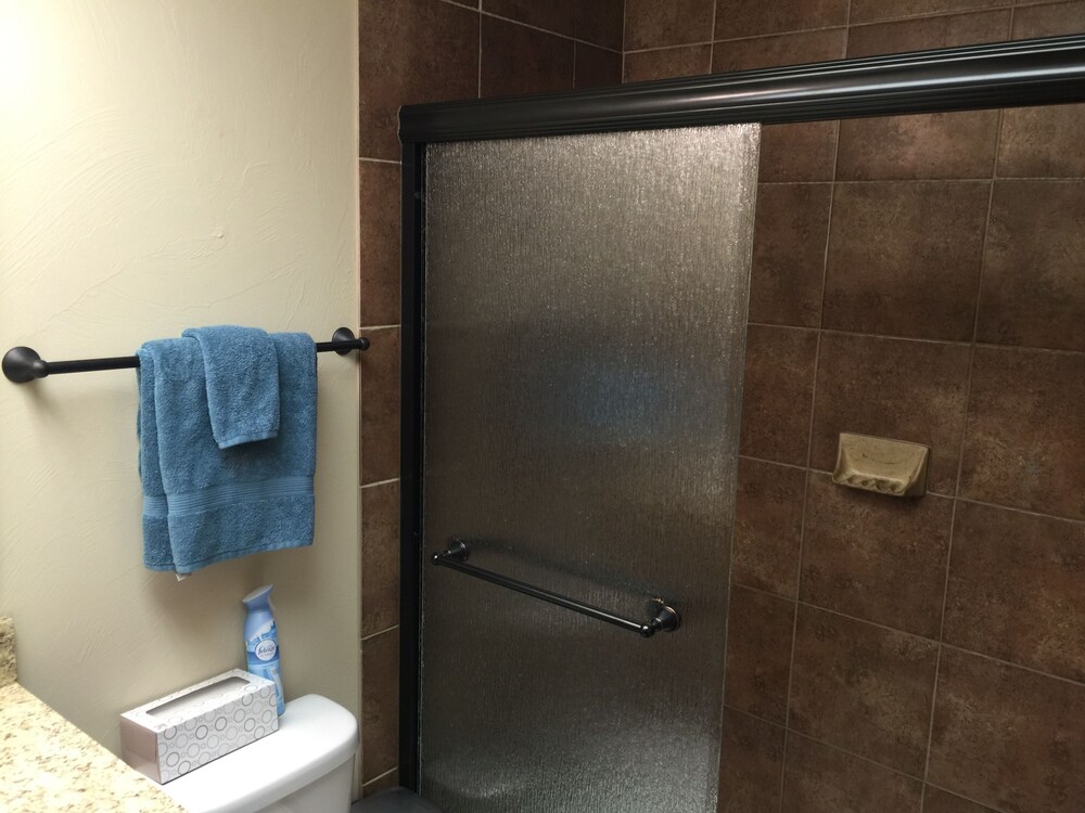 Badezimmer (Traditional Condo, 1 Queen Bed with Sofa bed, Non Smoking (Mountain View))