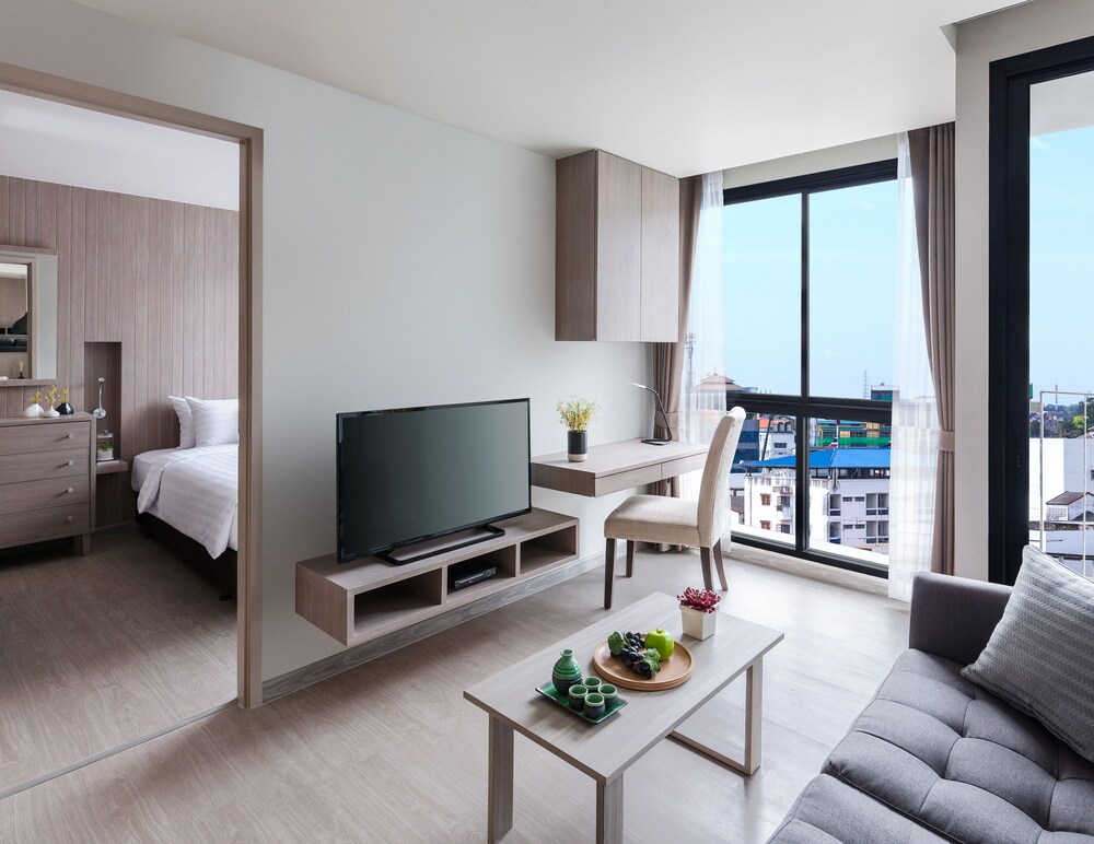 รูปเด่น (One Bedroom Premier)