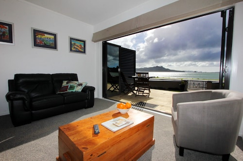 Blue Marlin Apartments
