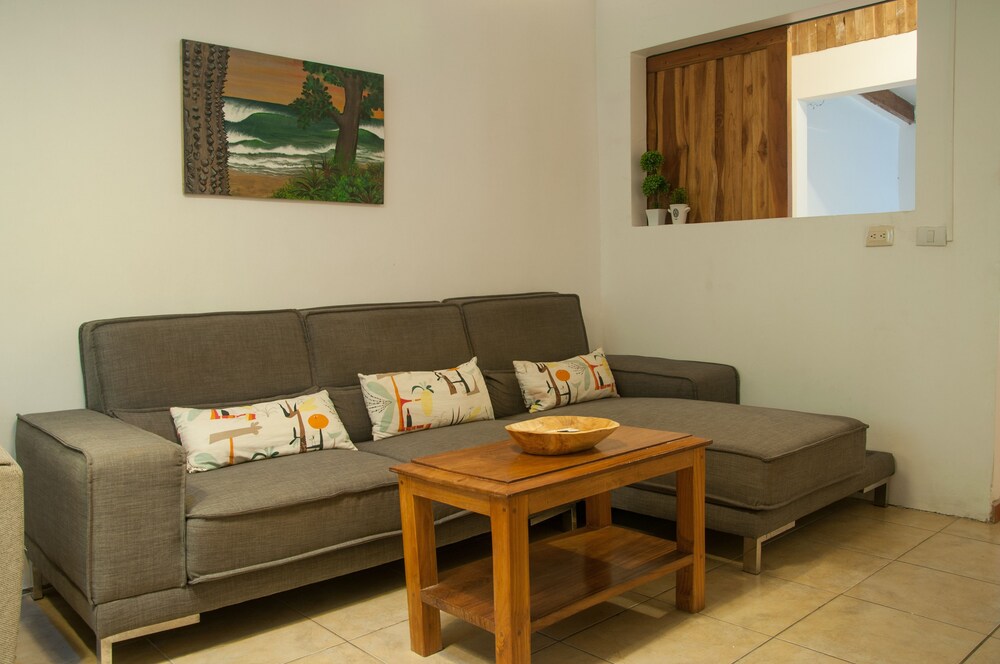 Villa, 1 Bedroom - Living Room