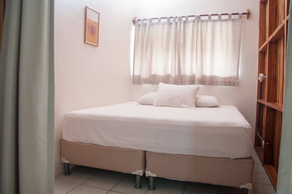 Apartment, Balcony, Pool View - Guestroom