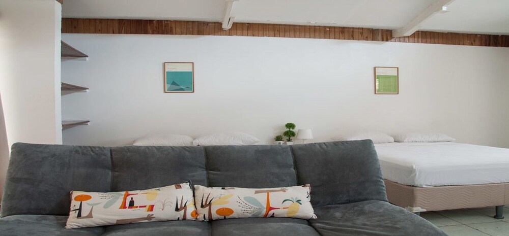 Classic Studio - Guestroom