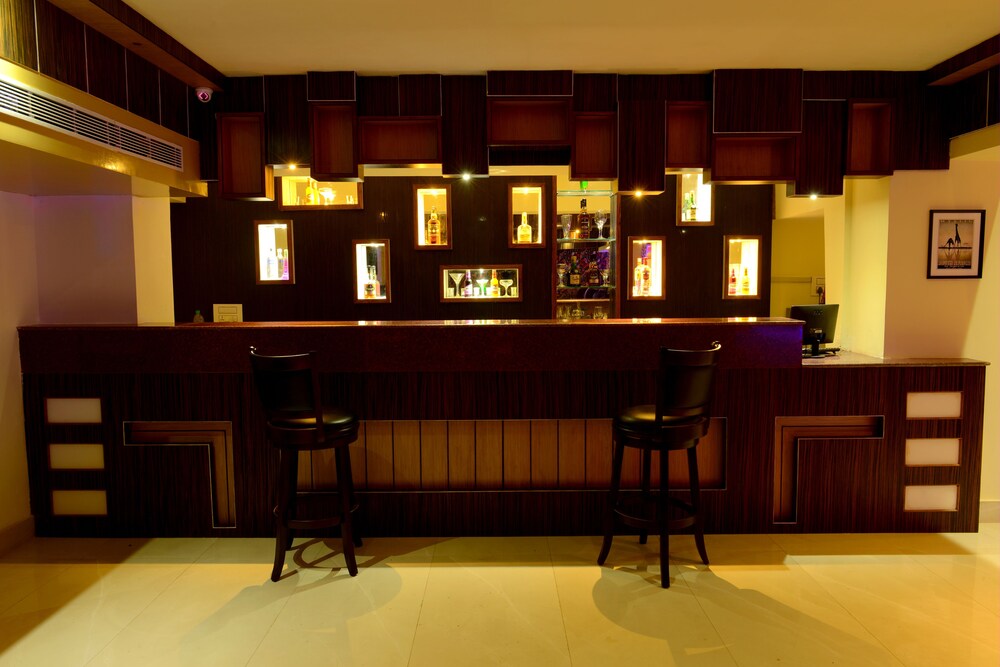 Hotel Bar
