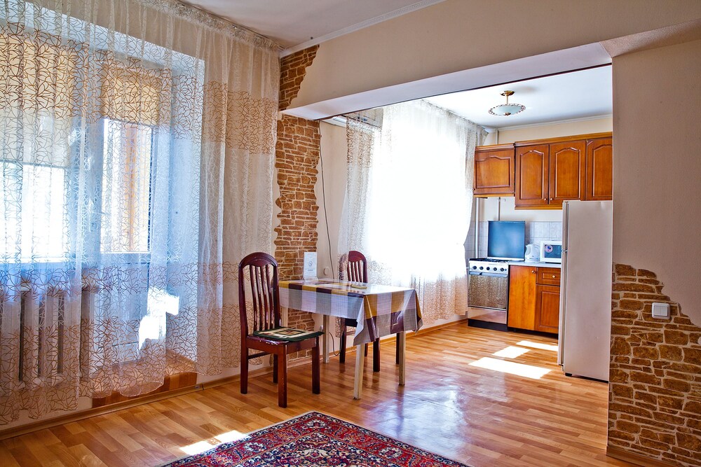 Studio-Apartment with Balcony, 47 Gogol St. - Living Area
