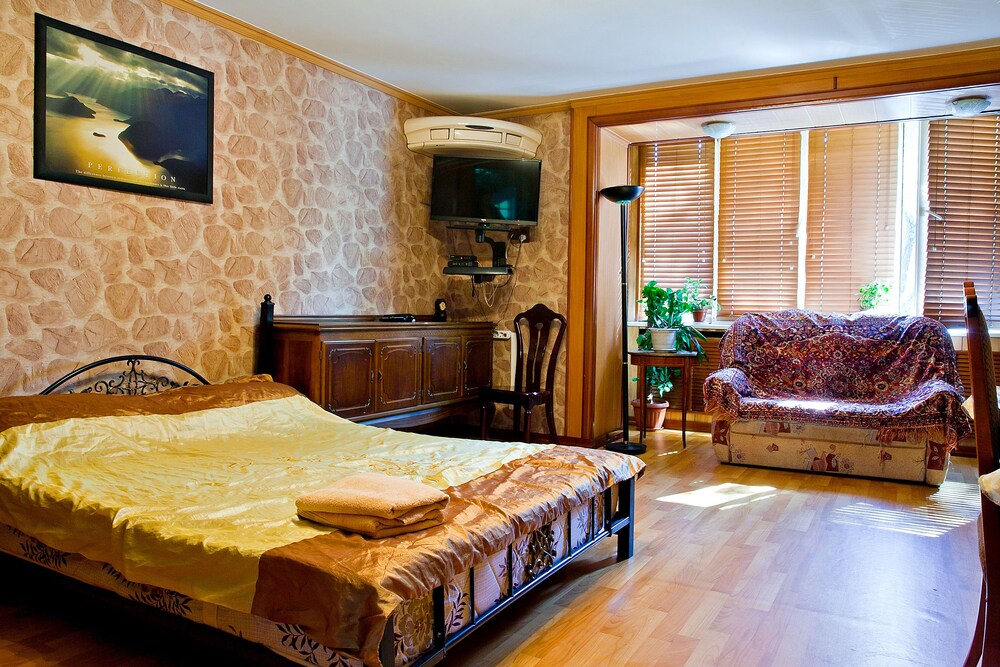 Studio Apartment, Zhibek Zholy Street 103 - Featured Image