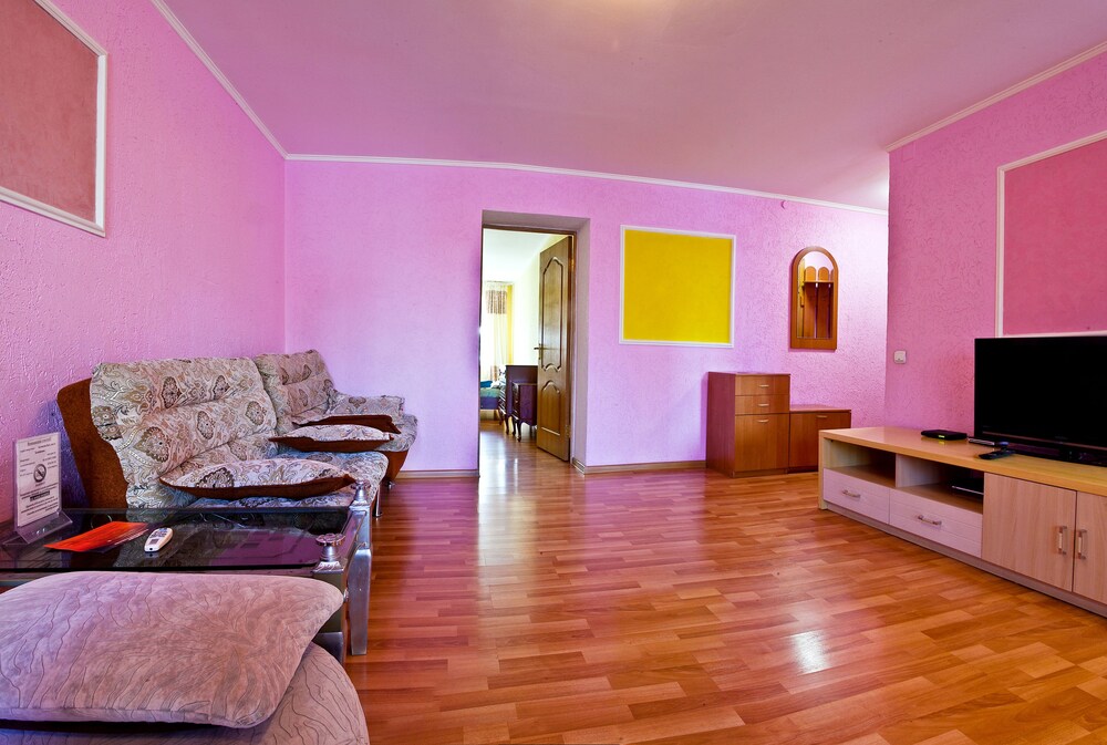 Apartment, 1 Bedroom, Balcony (83A Kunaev St.) - Living Room