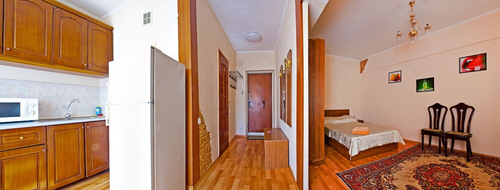 Studio-Apartment with Balcony, 47 Gogol St. - Living Area