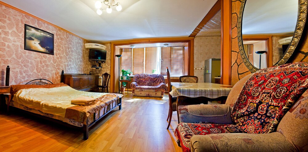 Studio Apartment, Zhibek Zholy Street 103 - Living Area