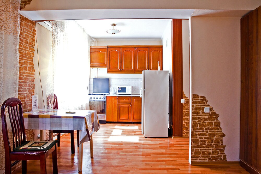 Studio-Apartment with Balcony, 47 Gogol St. - In-Room Dining