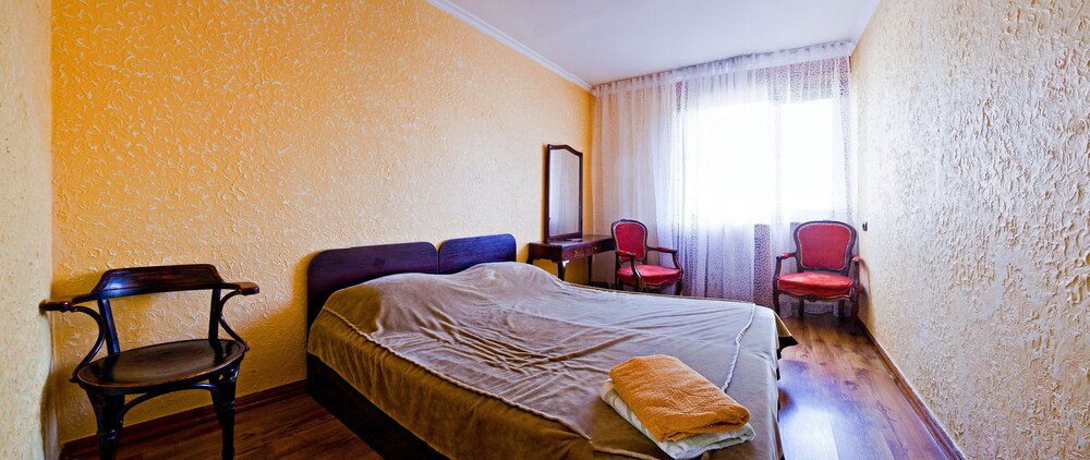 Superior Apartment, 1 Bedroom (29/41 Mametov St.) - Guestroom