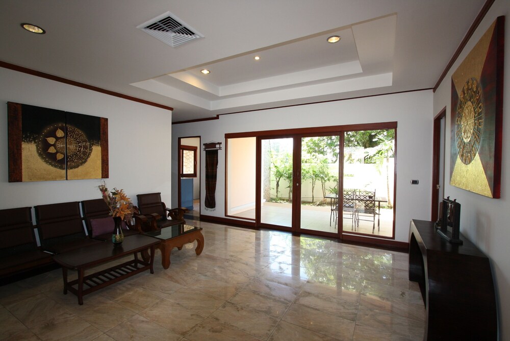 พื้นที่นั่งเล่น (Villa 3 Bedroom)