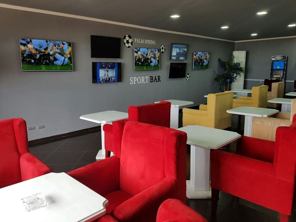 Hotel Bar