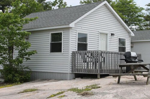 Cottage, 2 Bedrooms, Kitchen, Lake View - Balcony