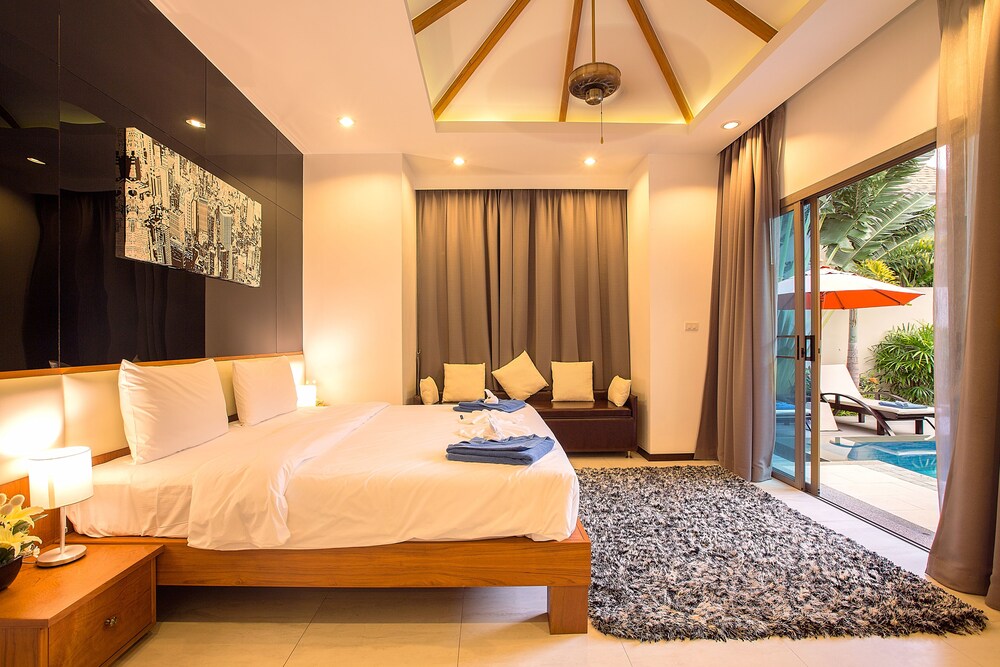 객실 (3 Bedroom Private Pool Villa)